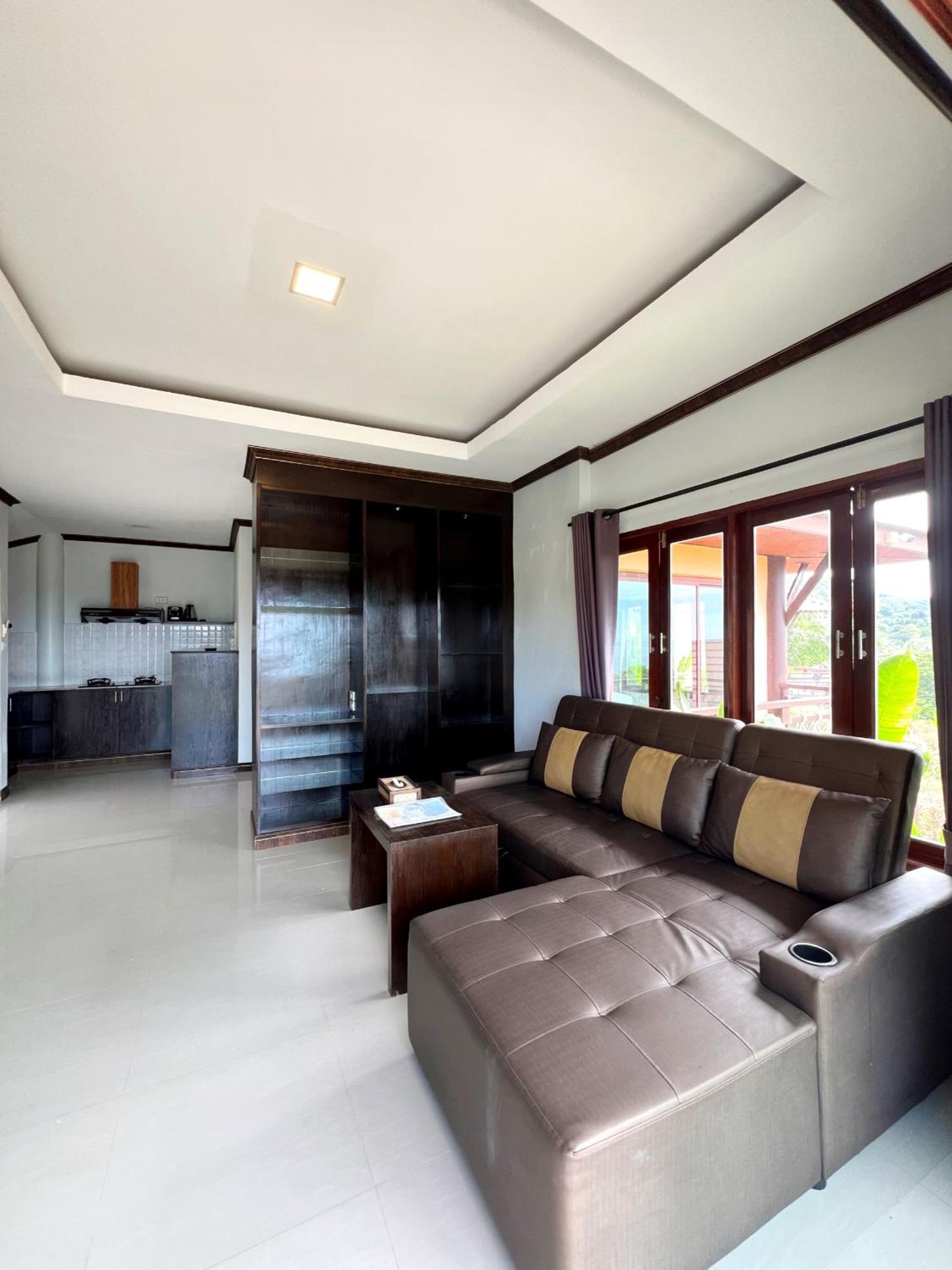 Villa Puteri Lanta Family