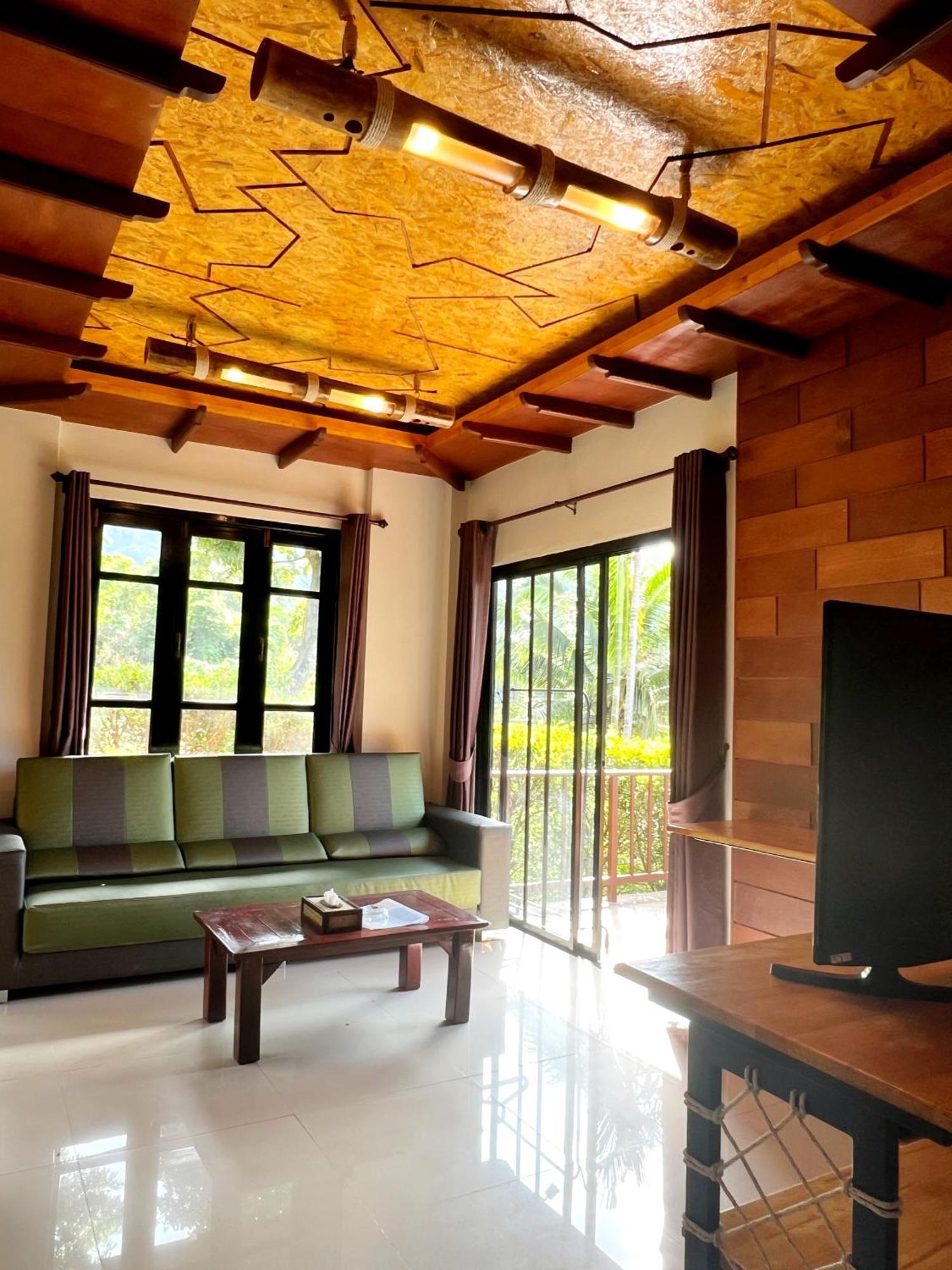 Puteri Lanta Family Villa *
