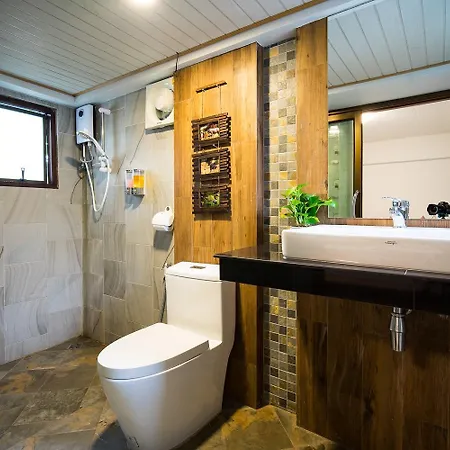 Puteri Lanta Family Villas Koh Lanta Exterior photo