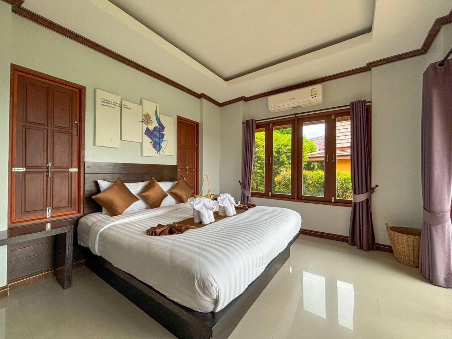 Villa Puteri Lanta Family